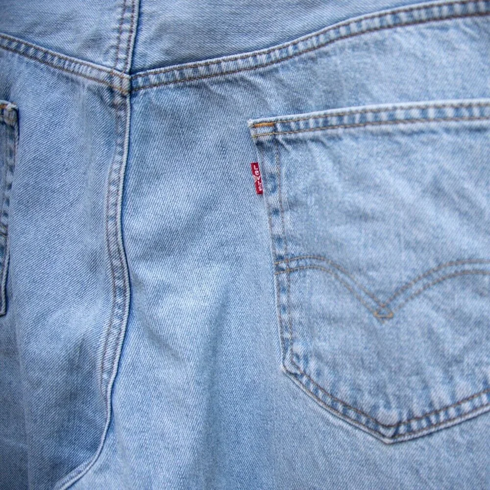 Levis Jeans Mens 40x30 Blue 550 Relaxed‎ Straight American Light Wash Denim